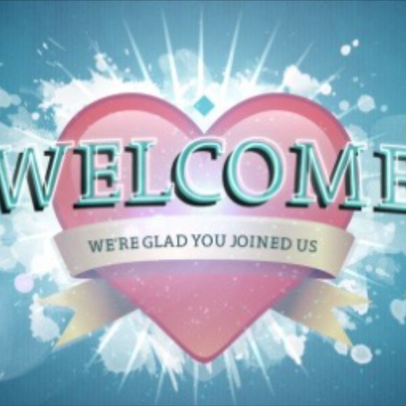 Meet your Posher, L...Trying to get rid of EVERYTHING SEND OFFERS!! - Picture 3 of 7